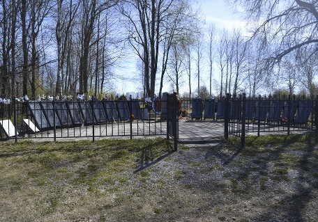 ВОИНСКОЕ ЗАХОРОНЕНИЕ БМ д. Оломна № 6